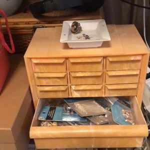 Vintage LUCITE Storage for sewing/jewelry/art supplies